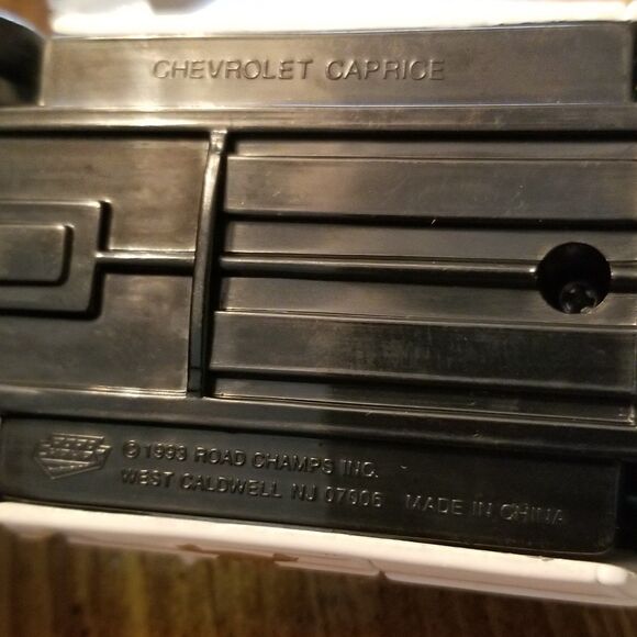 Surete du Quebec Police Road Champs die cast police car 1:43 scale - Picture 10 of 10